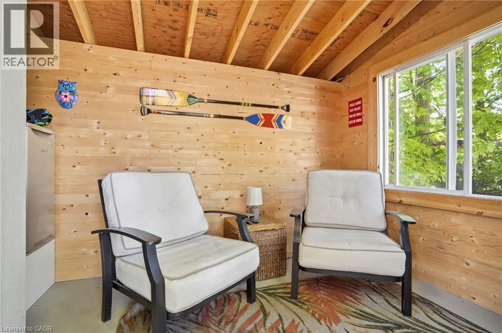1300 Silvan Forest Drive, Burlington, ON - Indoor