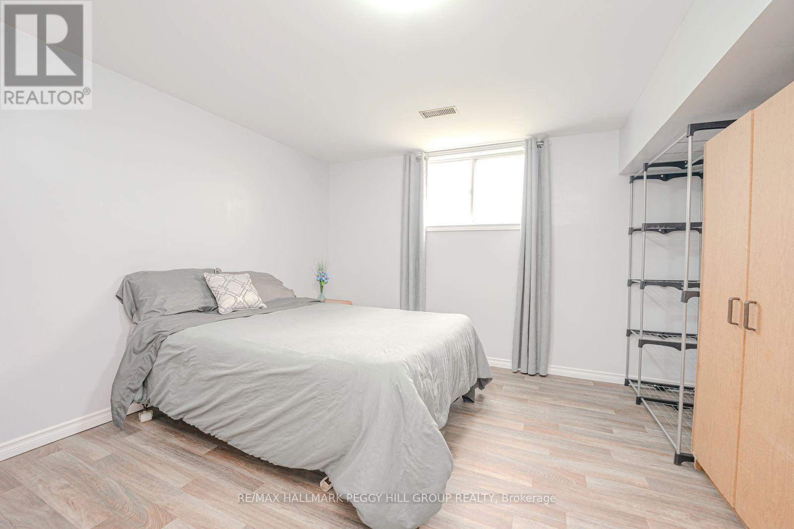 8747 10Th Line, Essa, ON - Indoor Photo Showing Bedroom