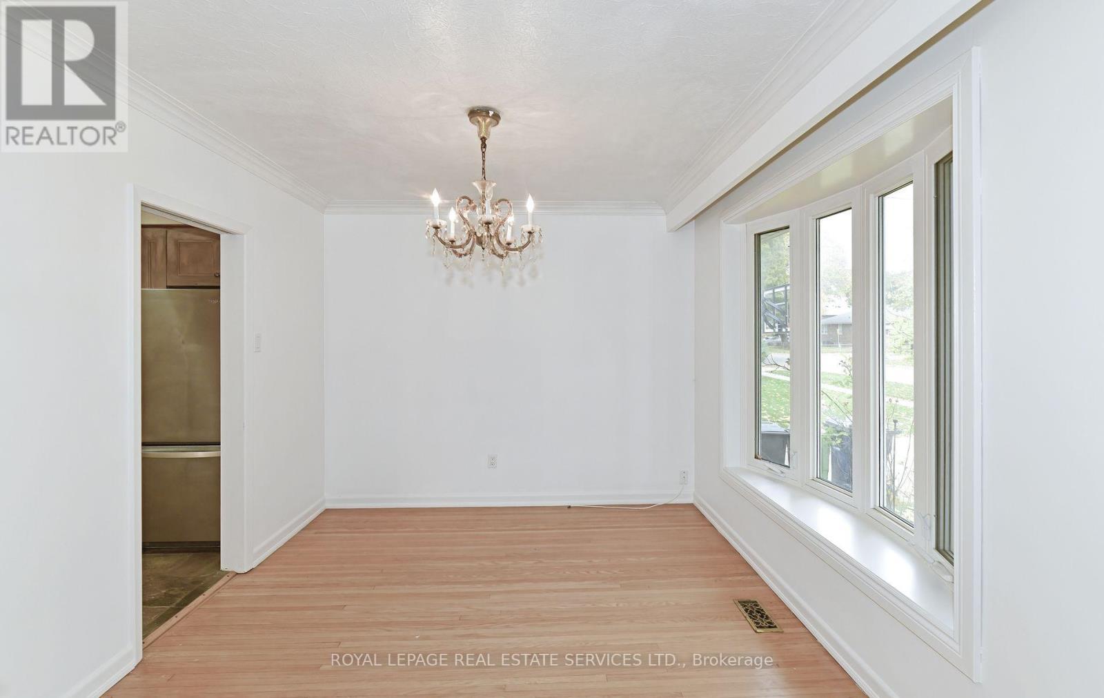 3 Kellogg Street, Toronto, ON - Indoor Photo Showing Other Room