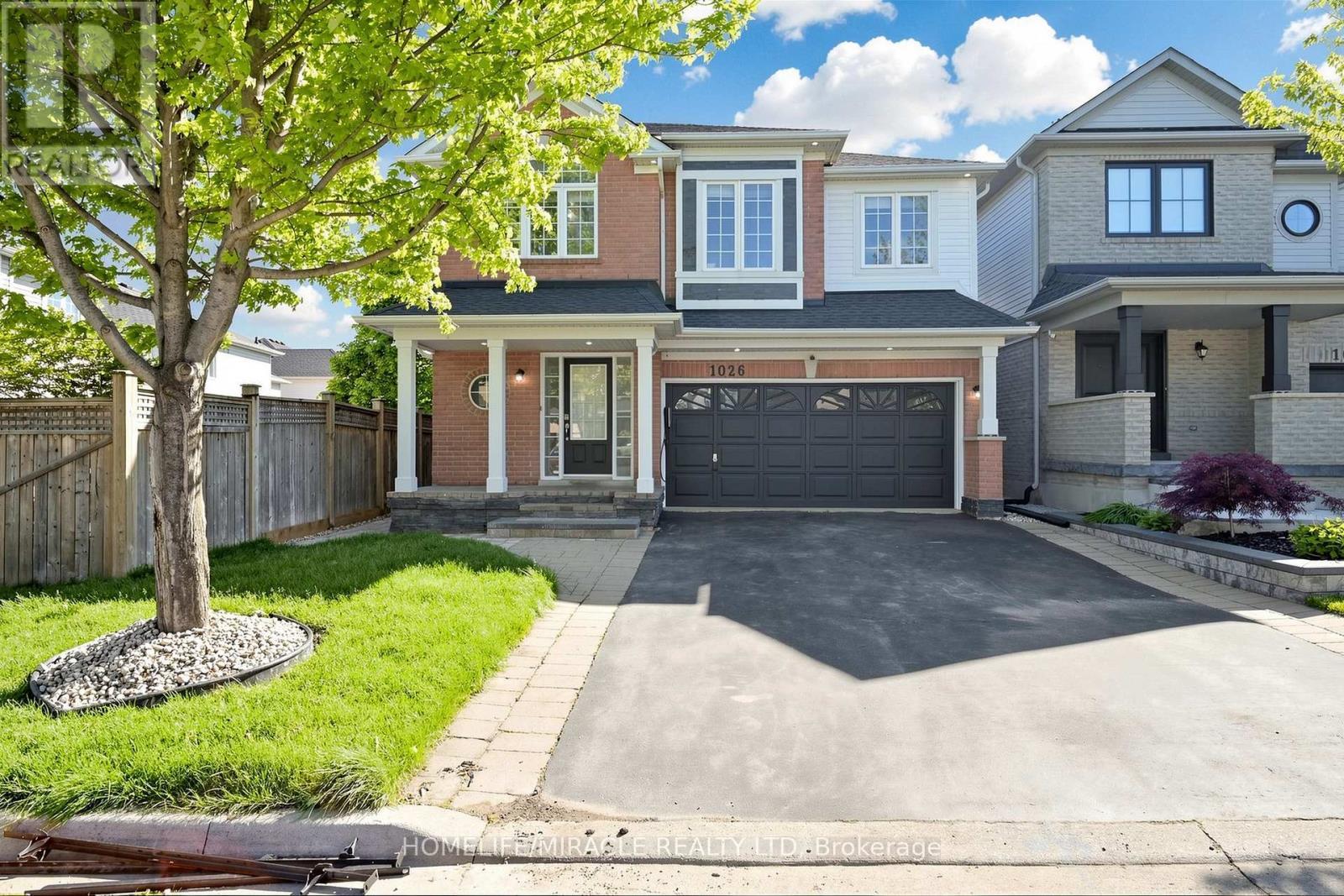 1026 Holdsworth Crescent, Milton, ON - Outdoor With Facade