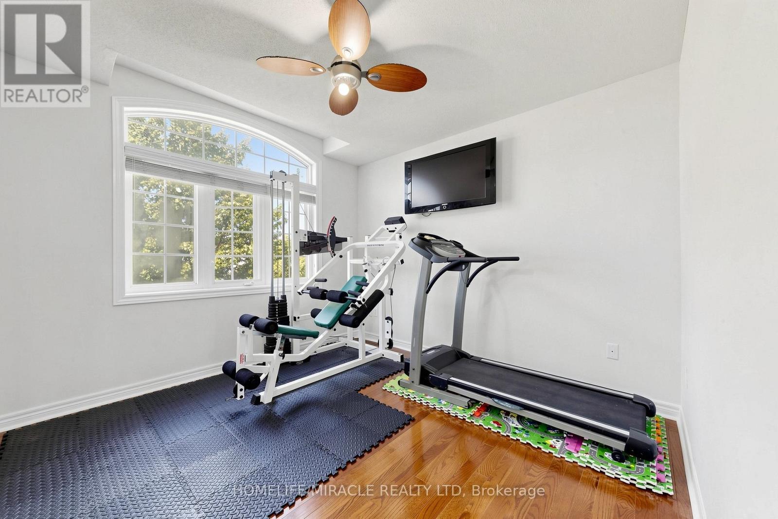 1026 Holdsworth Crescent, Milton, ON - Indoor Photo Showing Gym Room
