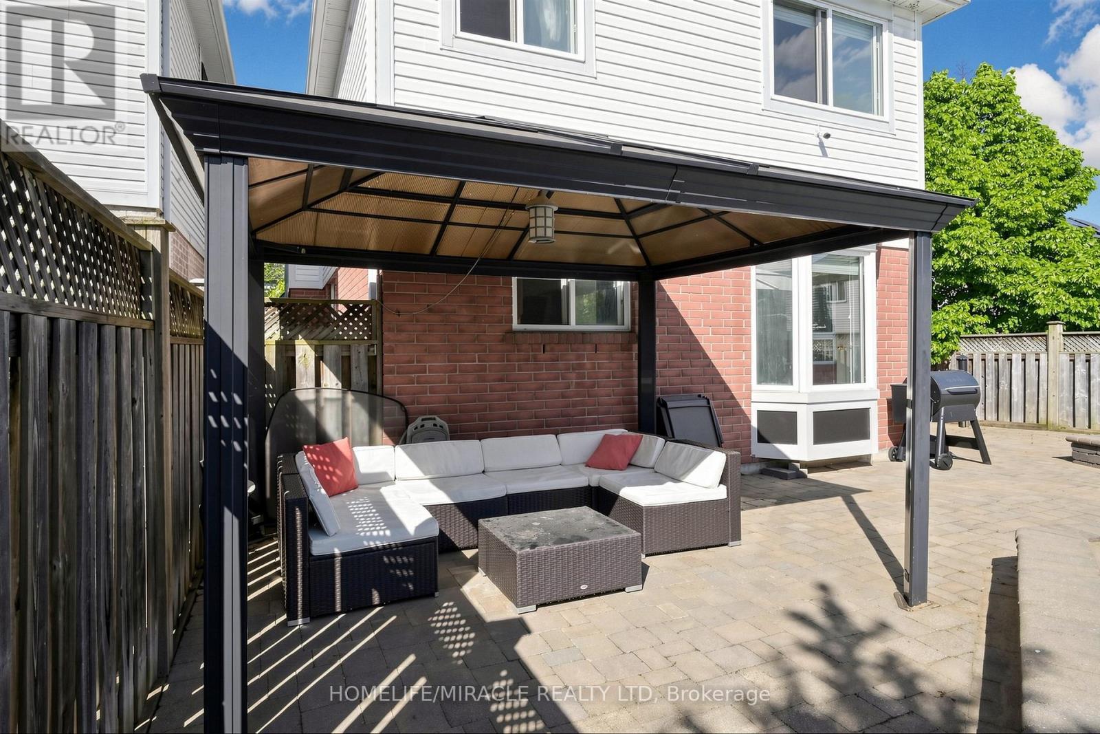 1026 Holdsworth Crescent, Milton, ON - Outdoor With Deck Patio Veranda With Exterior