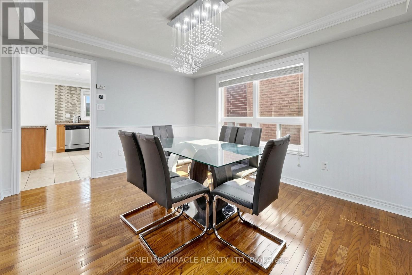 1026 Holdsworth Crescent, Milton, ON - Indoor Photo Showing Dining Room
