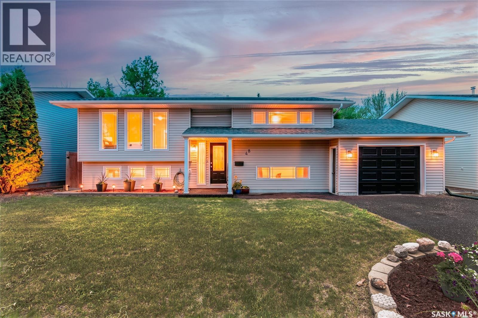 48 Aster Crescent, Moose Jaw, SK