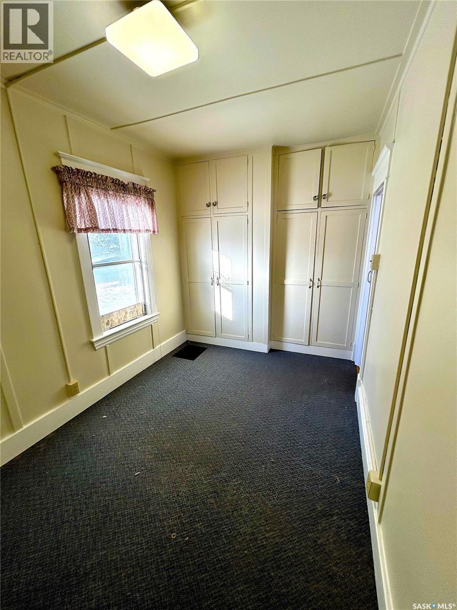 58 10Th Avenue Ne, Swift Current, SK - Indoor Photo Showing Other Room