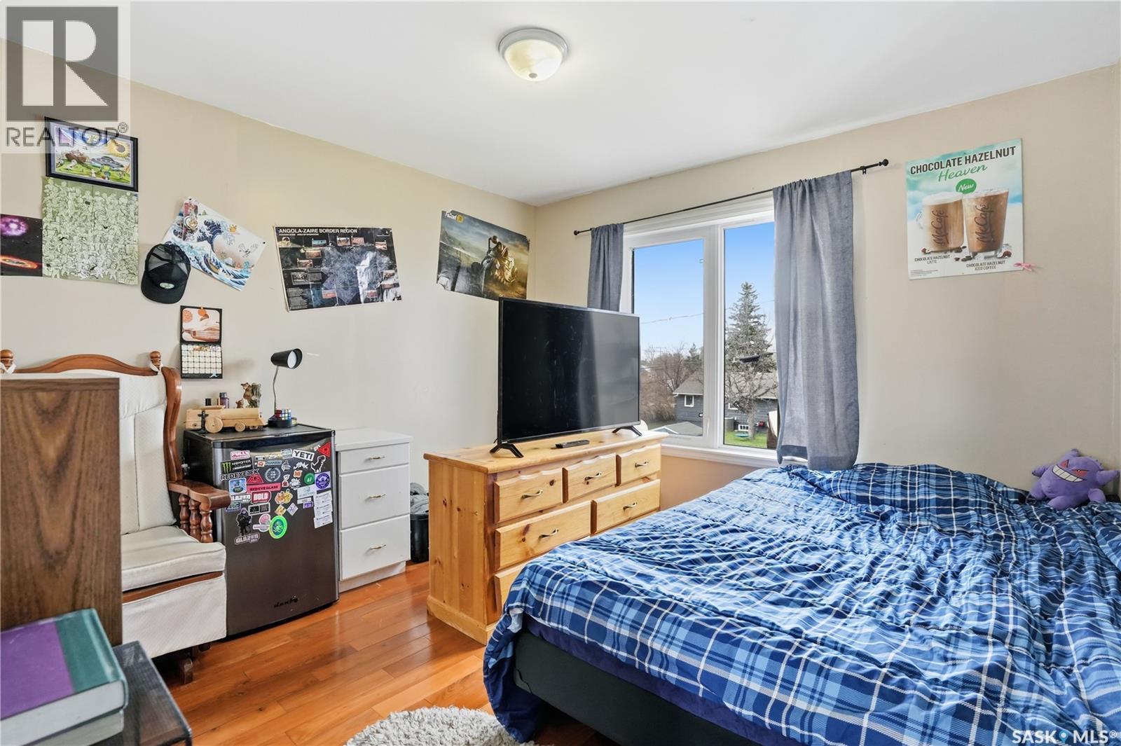 A-B 141 Queen Street, Elbow, SK - Indoor Photo Showing Bedroom
