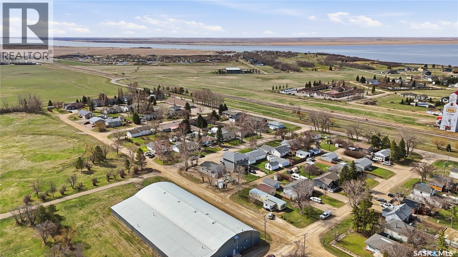 A-B 141 Queen Street, Elbow, SK - Outdoor With View
