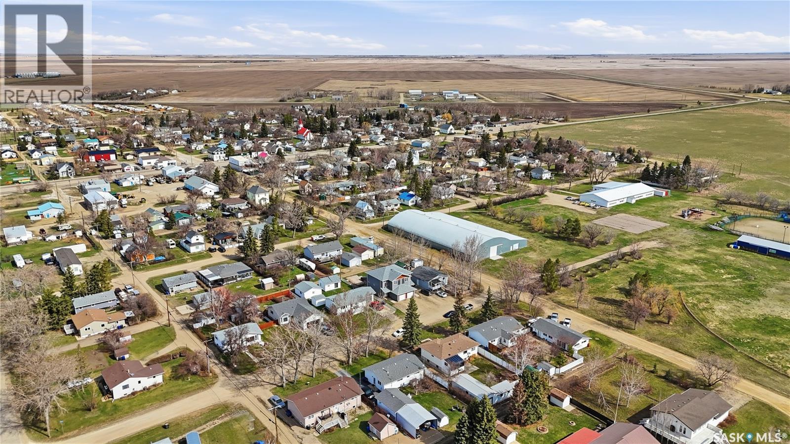 A-B 141 Queen Street, Elbow, SK - Outdoor With View