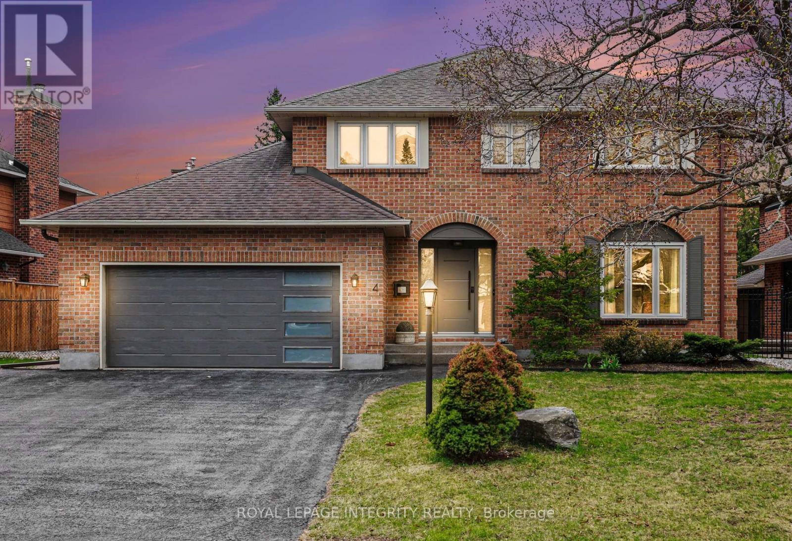 4 Pinecone Trail, Ottawa, ON - Outdoor