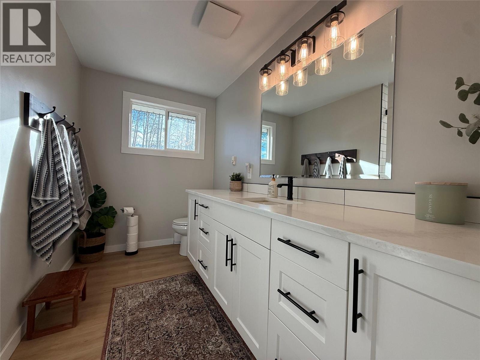 3988 Sweetwater Road, Dawson Creek, BC - Indoor Photo Showing Bathroom