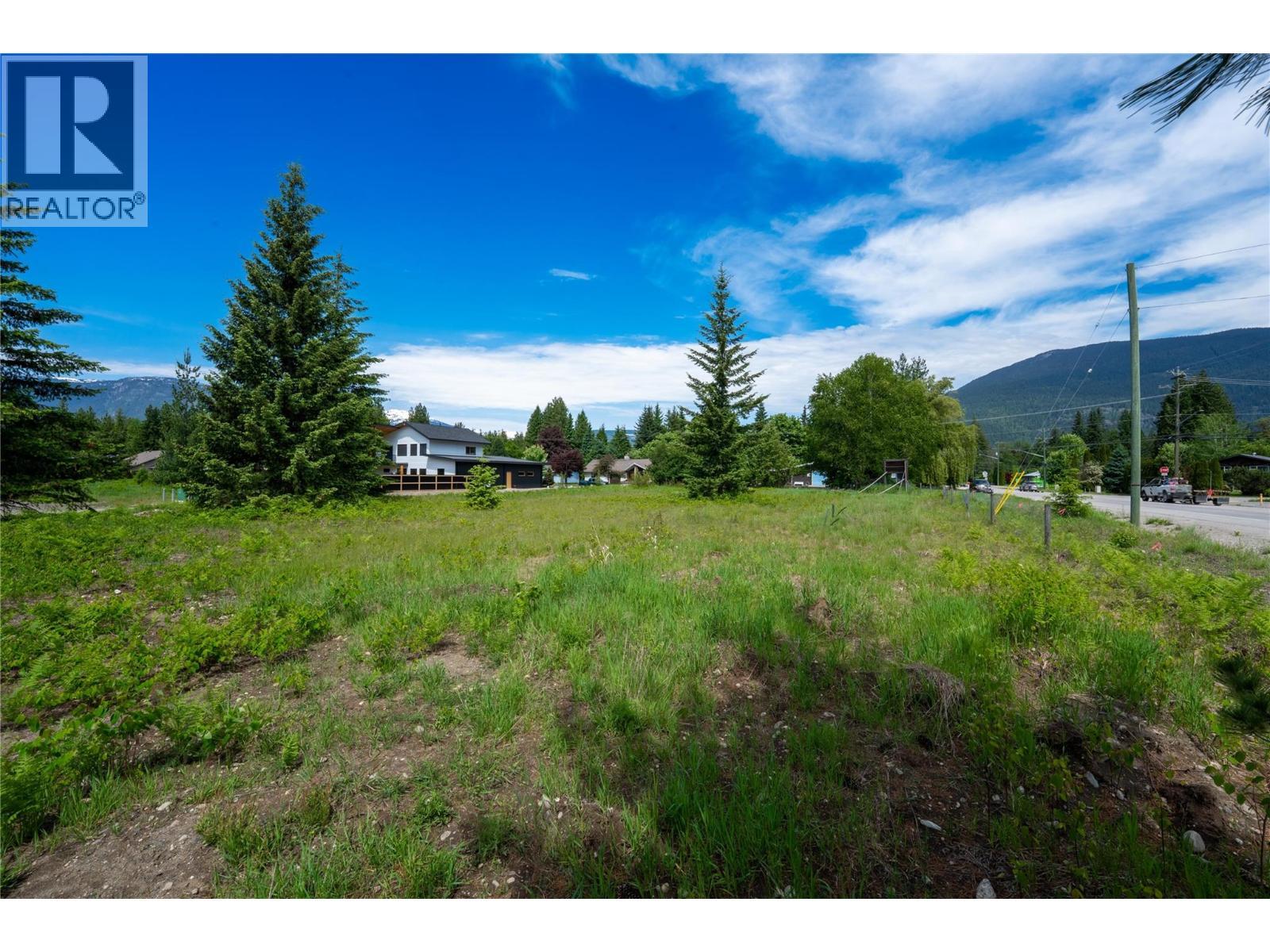 2000 Lanzo Lane Lot# Sl 1, Revelstoke, BC