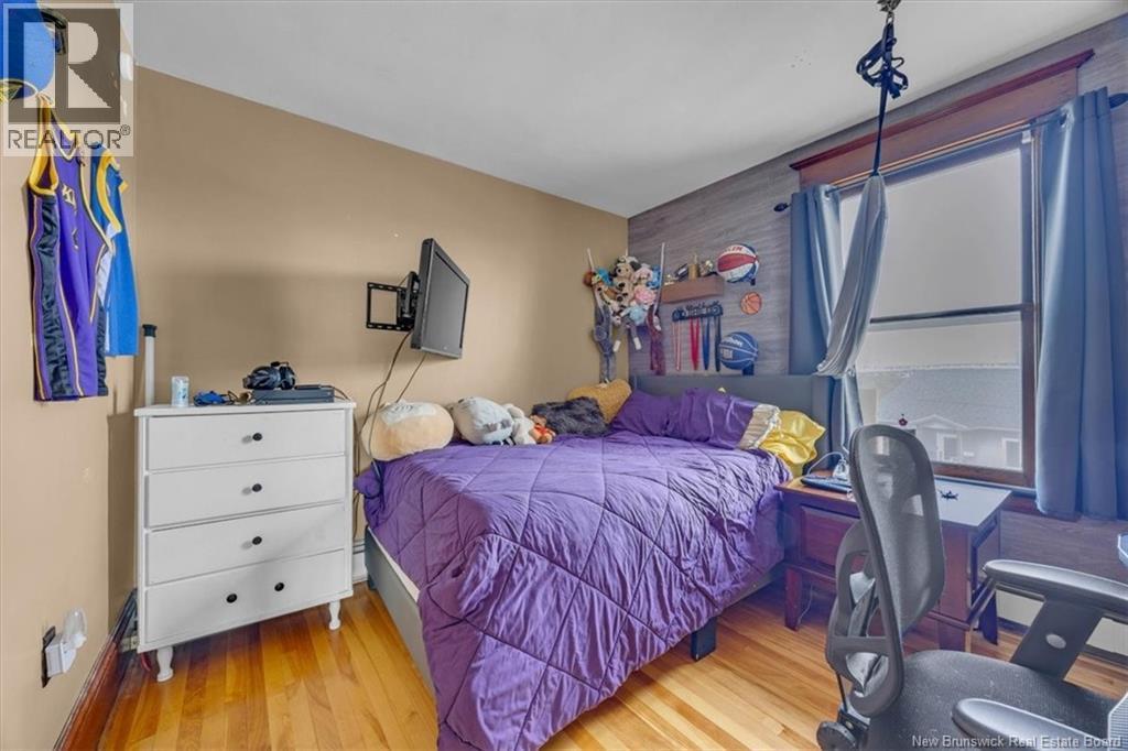 360 Riverview Drive, Saint John, NB - Indoor Photo Showing Bedroom