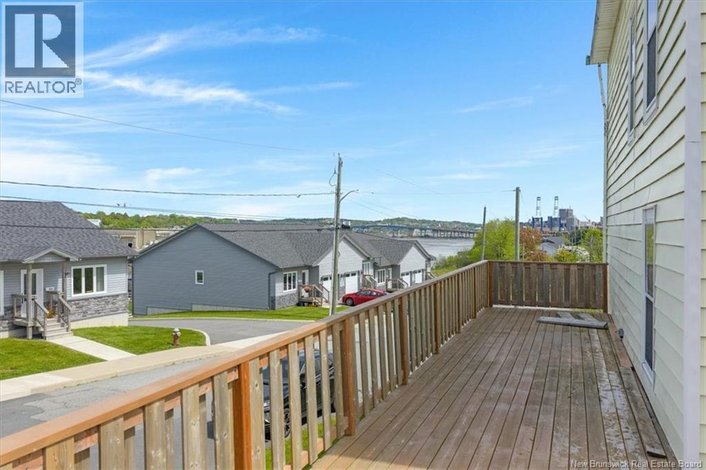 360 Riverview Drive, Saint John, NB - Outdoor