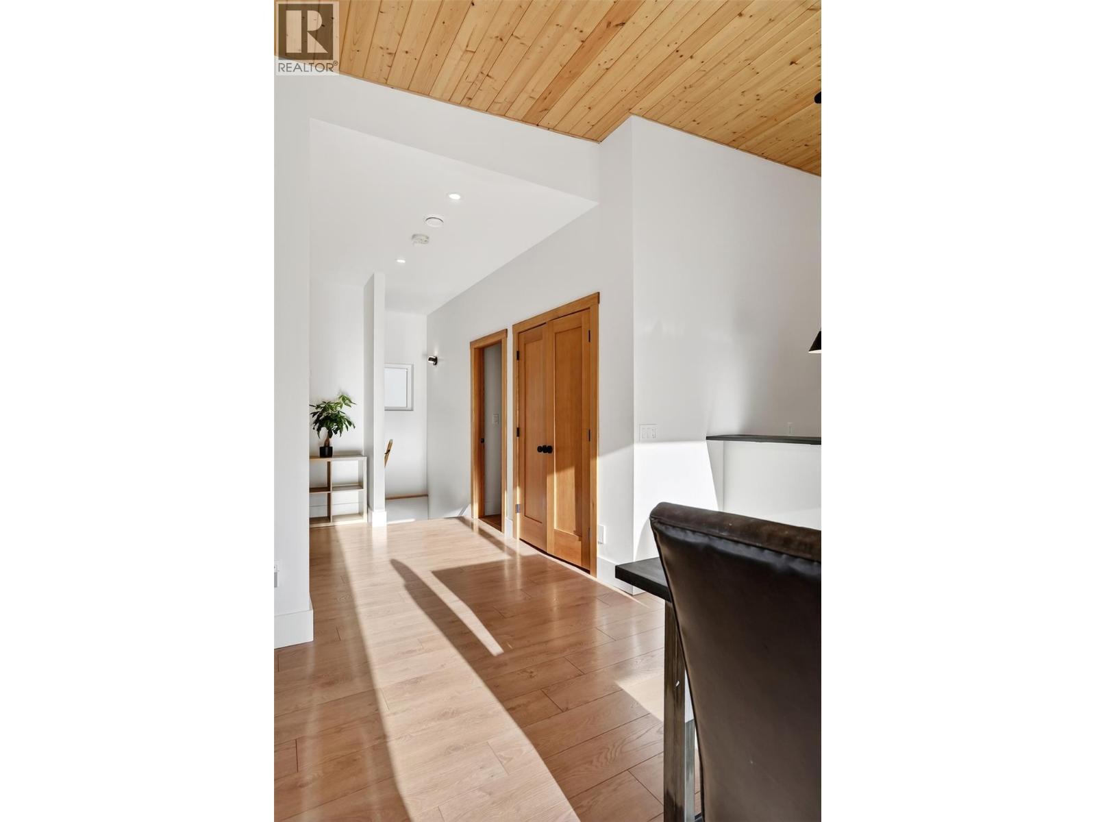 6804 Grandview Drive, Nelson, BC - Indoor Photo Showing Other Room