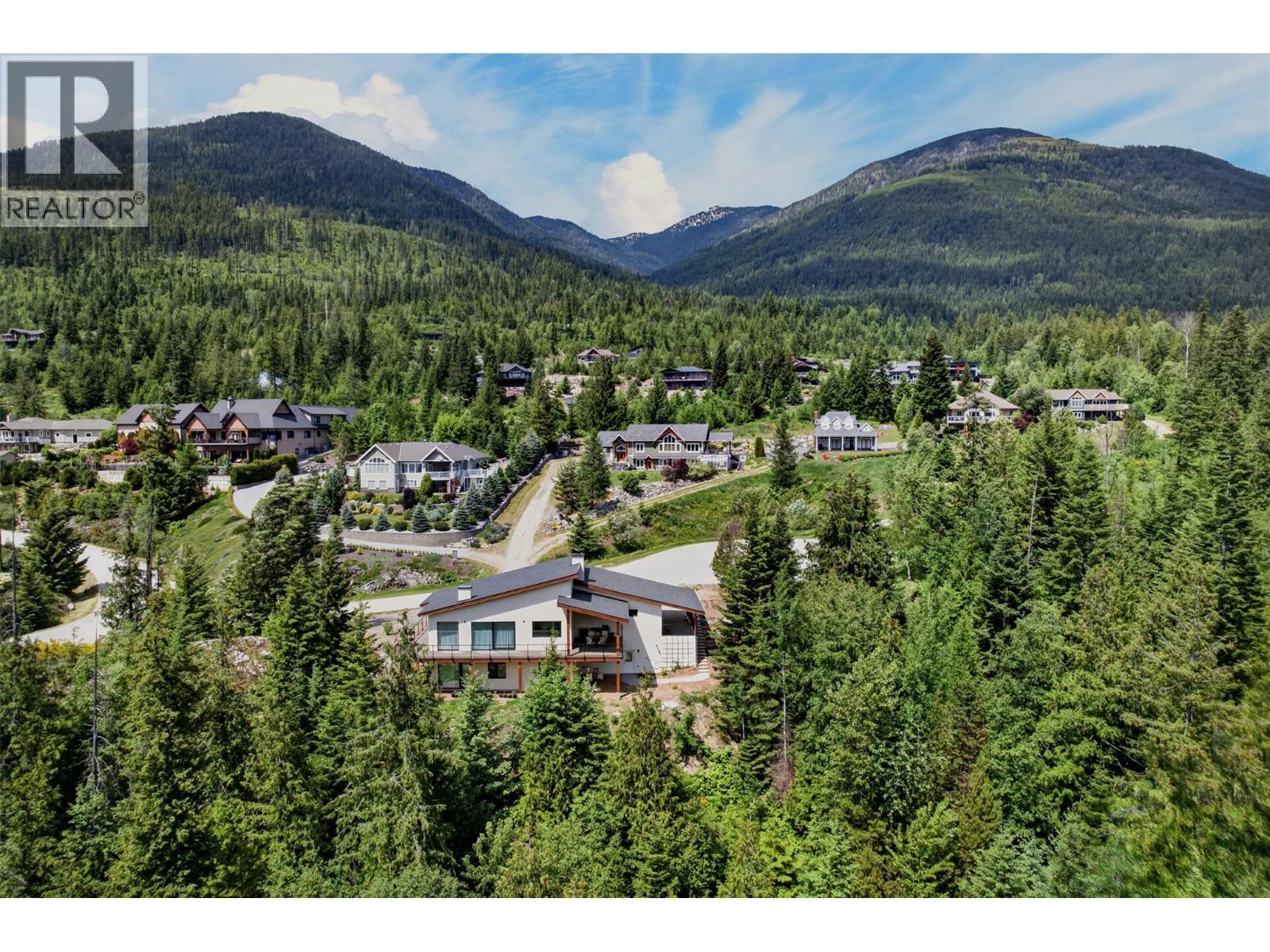 6804 Grandview Drive, Nelson, BC - Outdoor With View