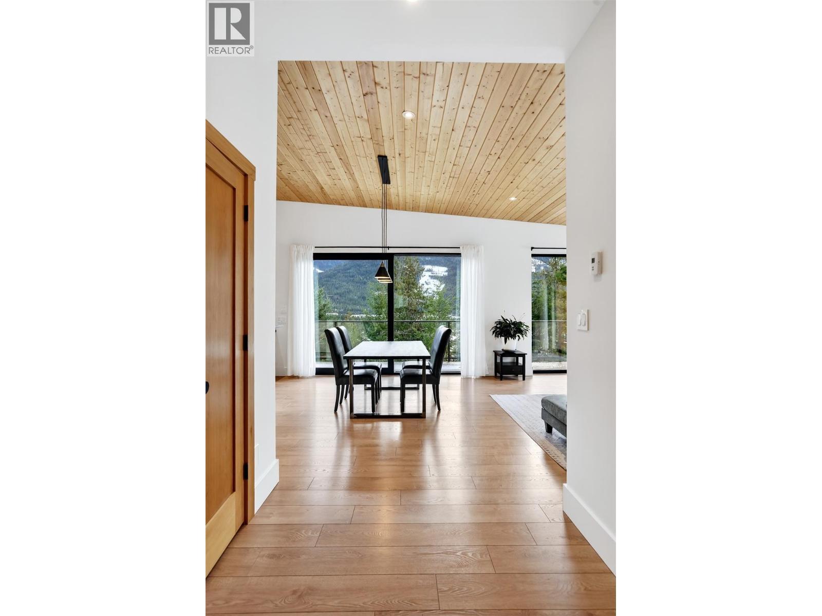 Dining - 6804 Grandview Drive, Nelson, BC - Indoor