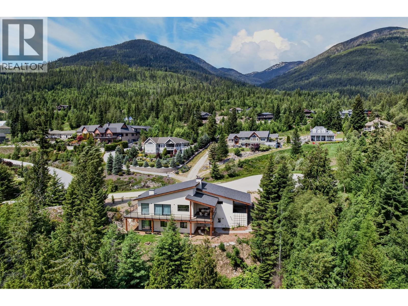 6804 Grandview Drive, Nelson, BC - Outdoor With View
