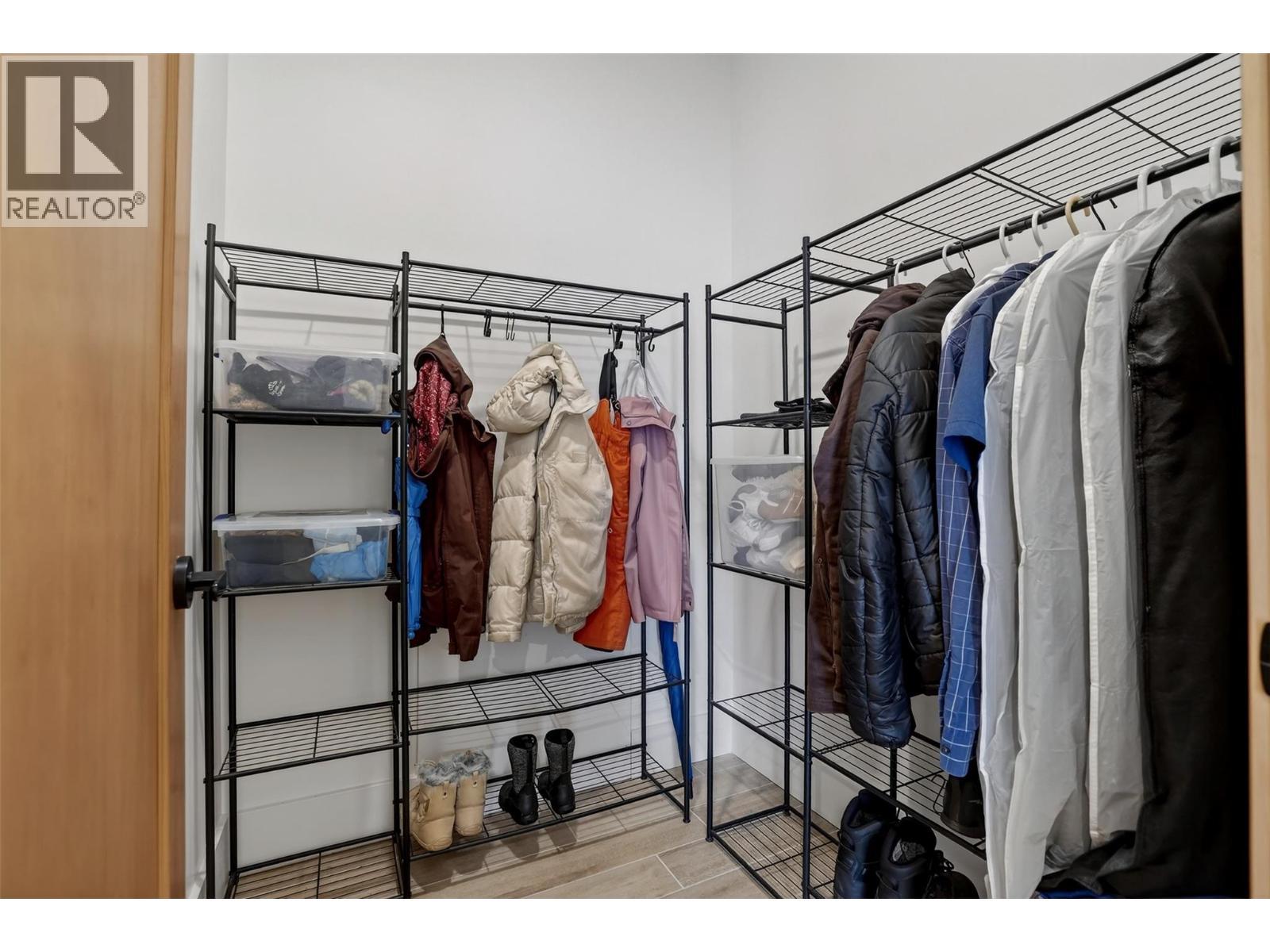 Hall Closet Main - 6804 Grandview Drive, Nelson, BC - Indoor