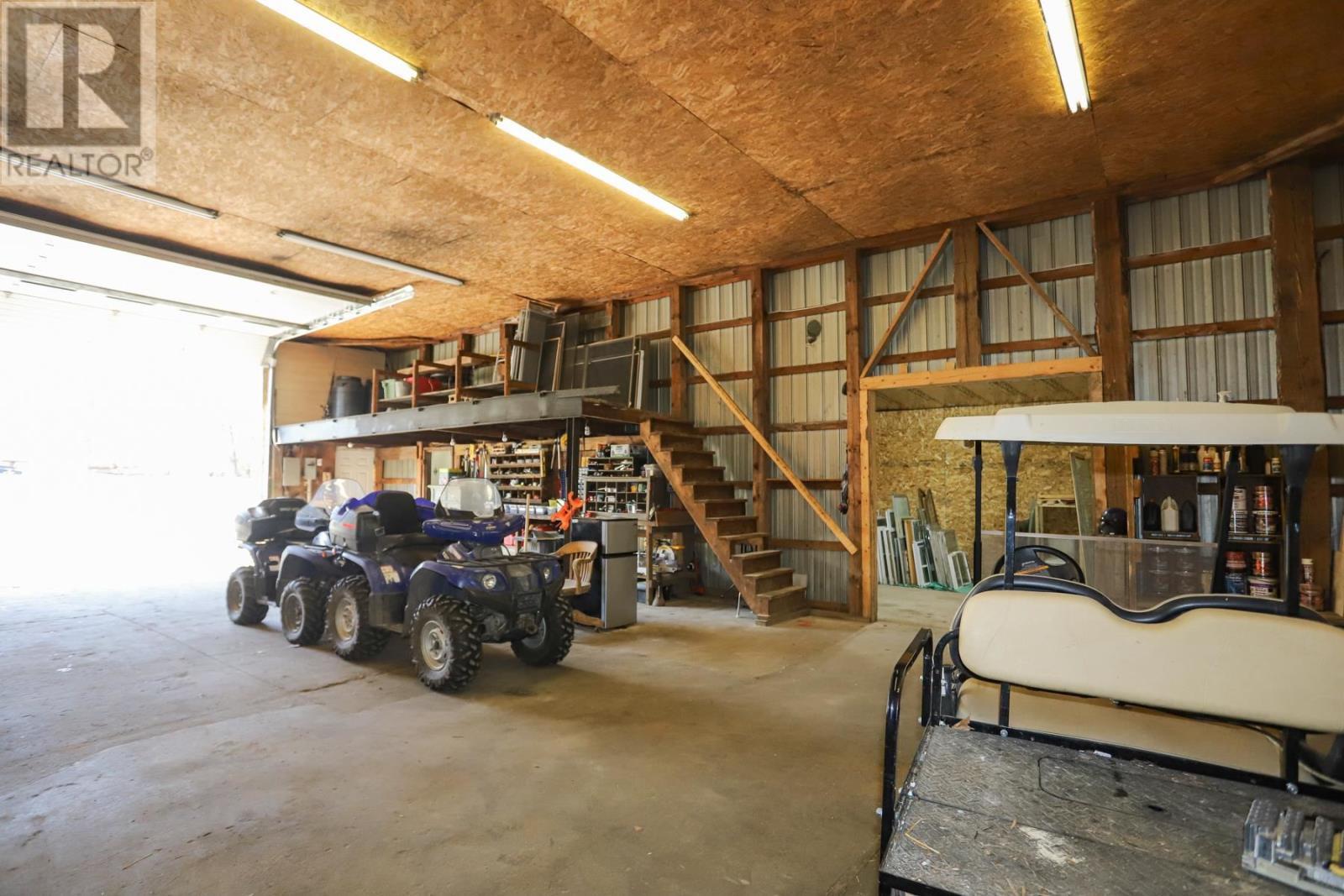476 Cloudslee Rd, Plummer Additional Township, ON - Indoor Photo Showing Garage