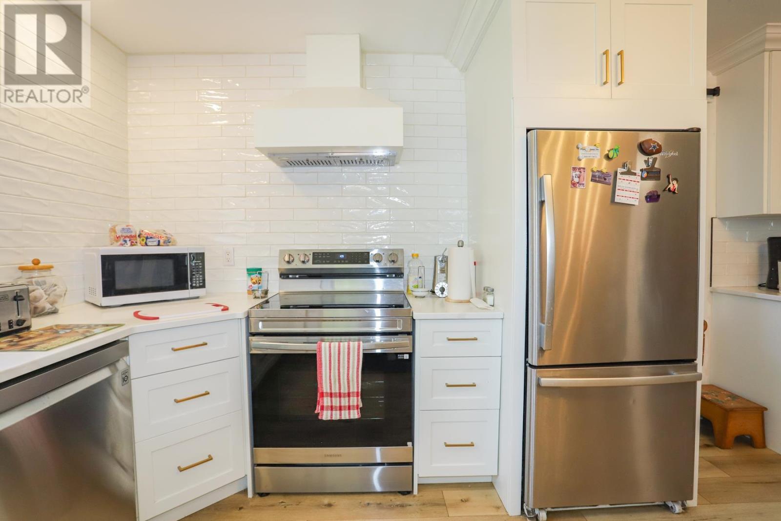 476 Cloudslee Rd, Plummer Additional Township, ON - Indoor Photo Showing Kitchen