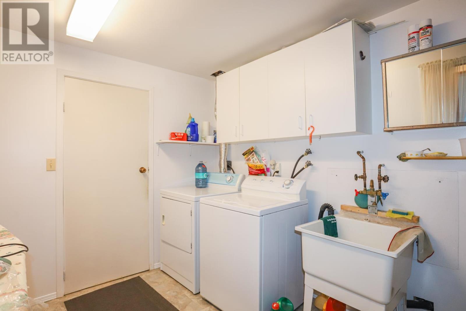 34 Taskar Dr, Sault Ste. Marie, ON - Indoor Photo Showing Laundry Room