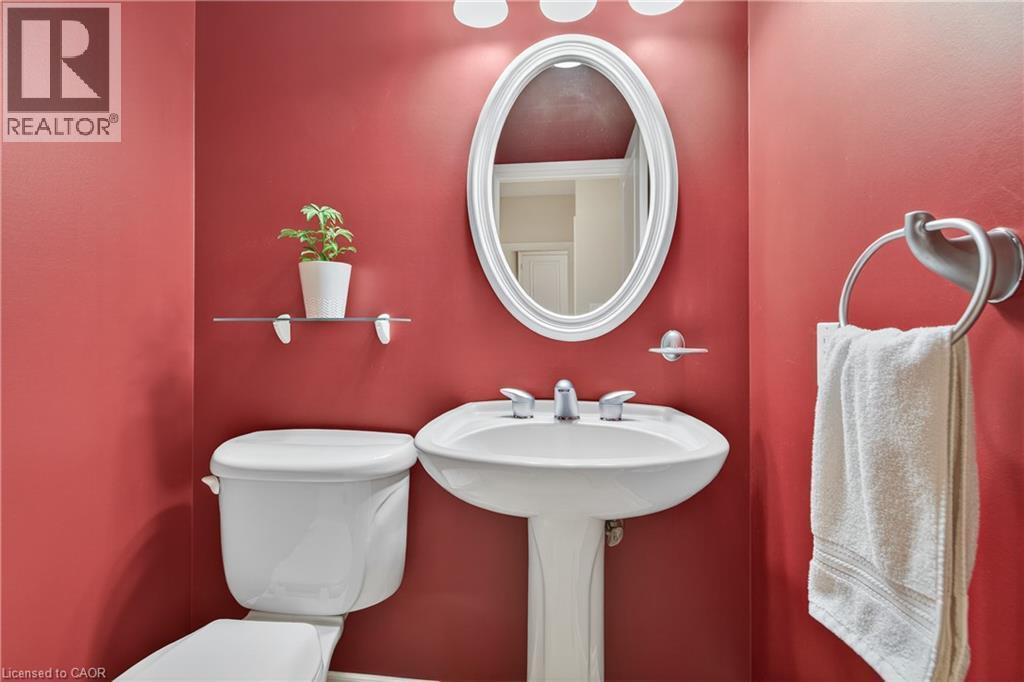 6786 Christine Court, Niagara Falls, ON - Indoor Photo Showing Bathroom
