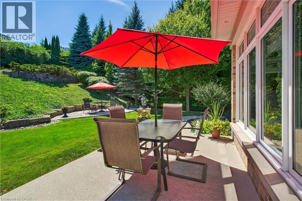 6786 Christine Court, Niagara Falls, ON - Outdoor With Deck Patio Veranda