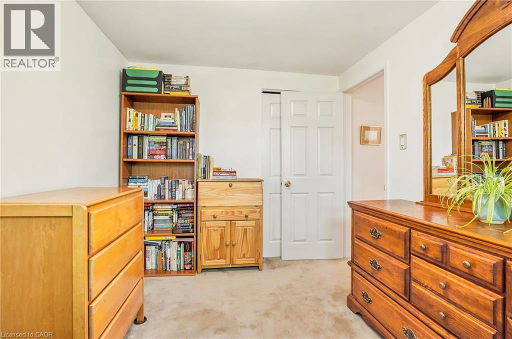 1381 Majestic Drive, Burlington, ON - Indoor