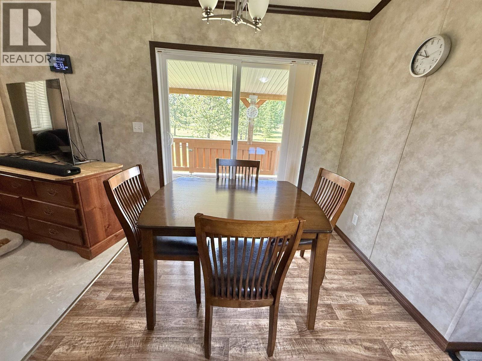 2305 Murray Road, Quesnel, BC - Indoor Photo Showing Dining Room