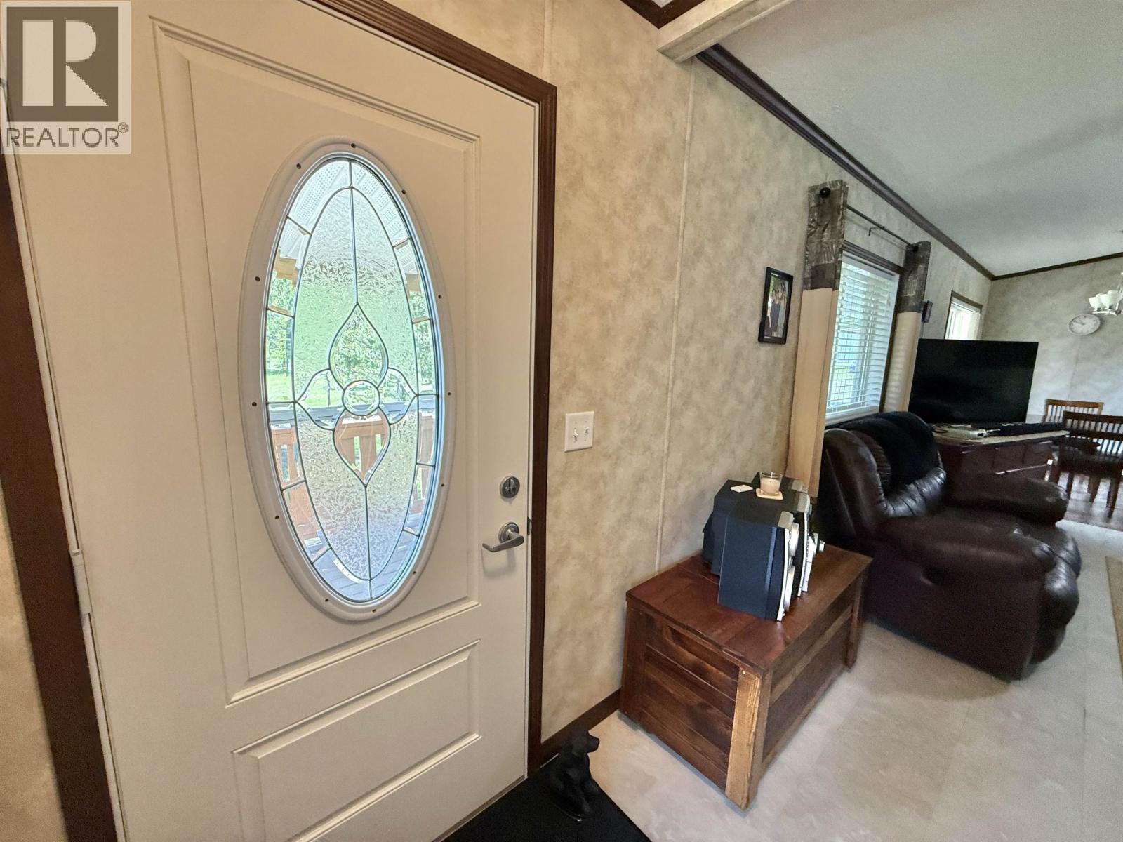 2305 Murray Road, Quesnel, BC - Indoor Photo Showing Other Room