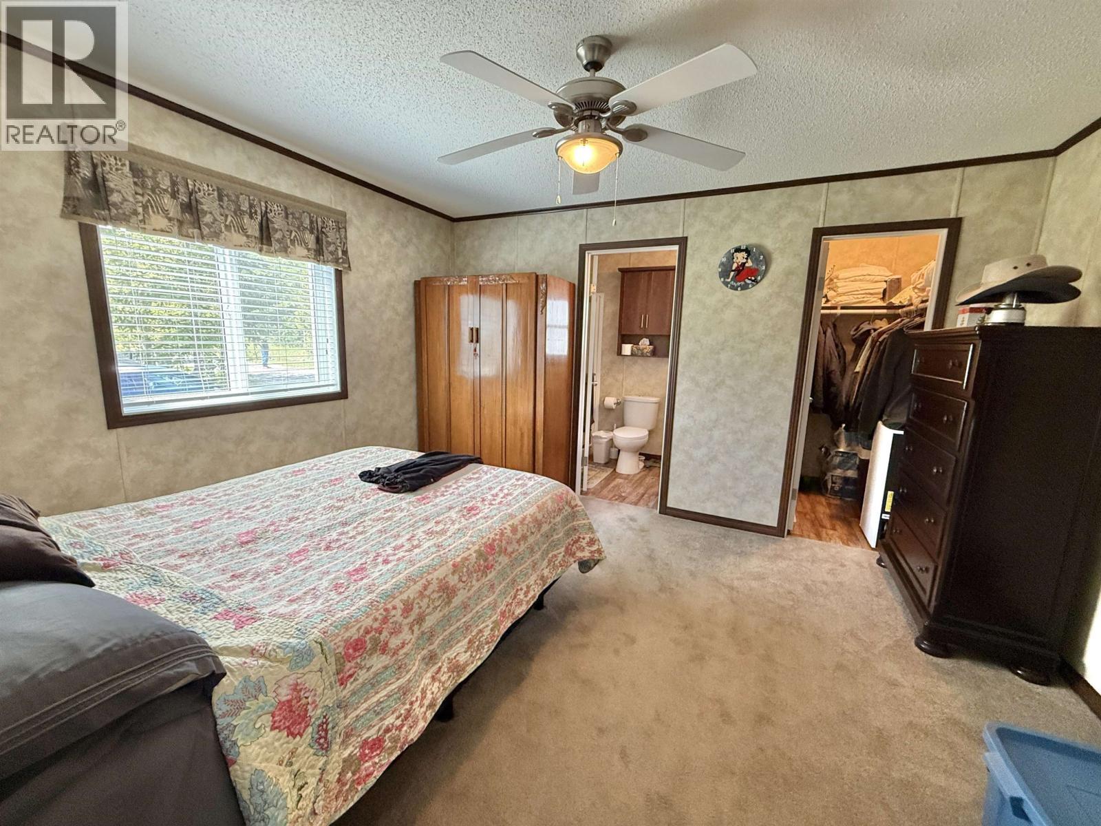 2305 Murray Road, Quesnel, BC - Indoor Photo Showing Bedroom