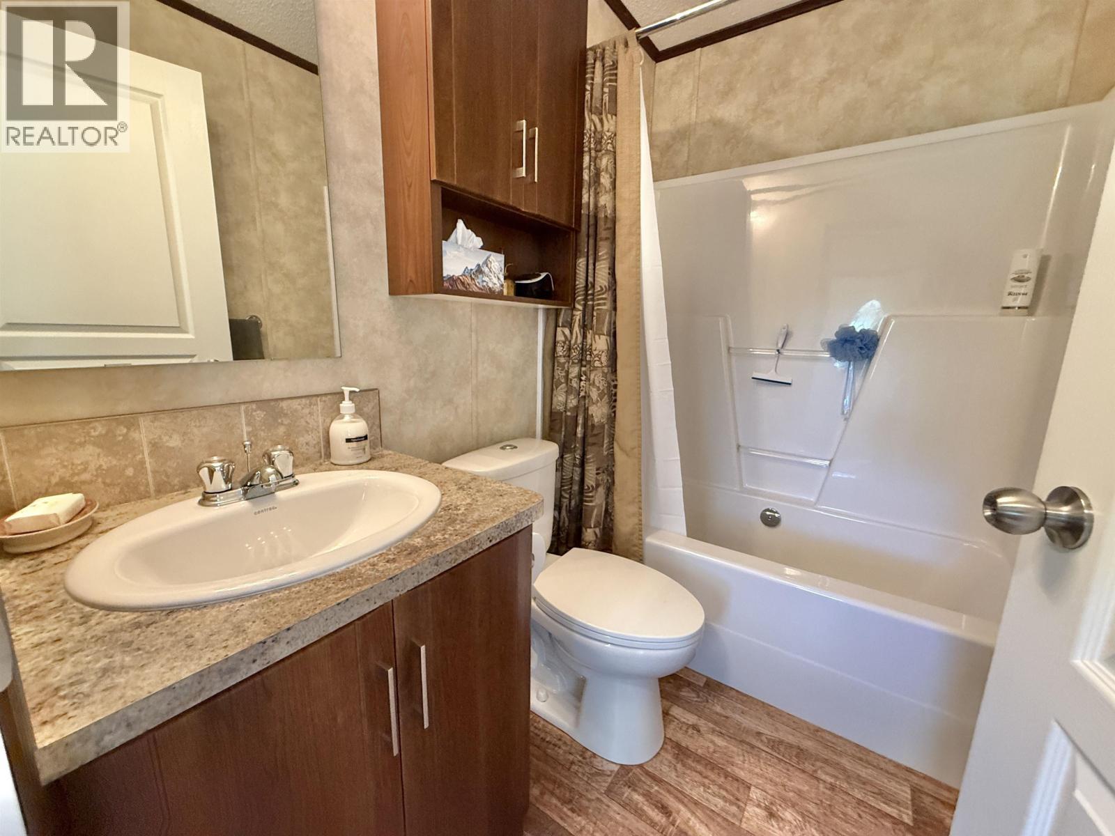 2305 Murray Road, Quesnel, BC - Indoor Photo Showing Bathroom