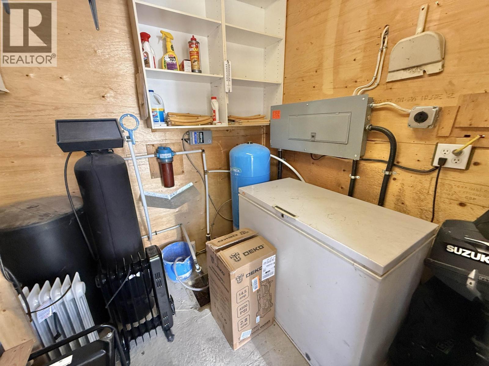 2305 Murray Road, Quesnel, BC - Indoor