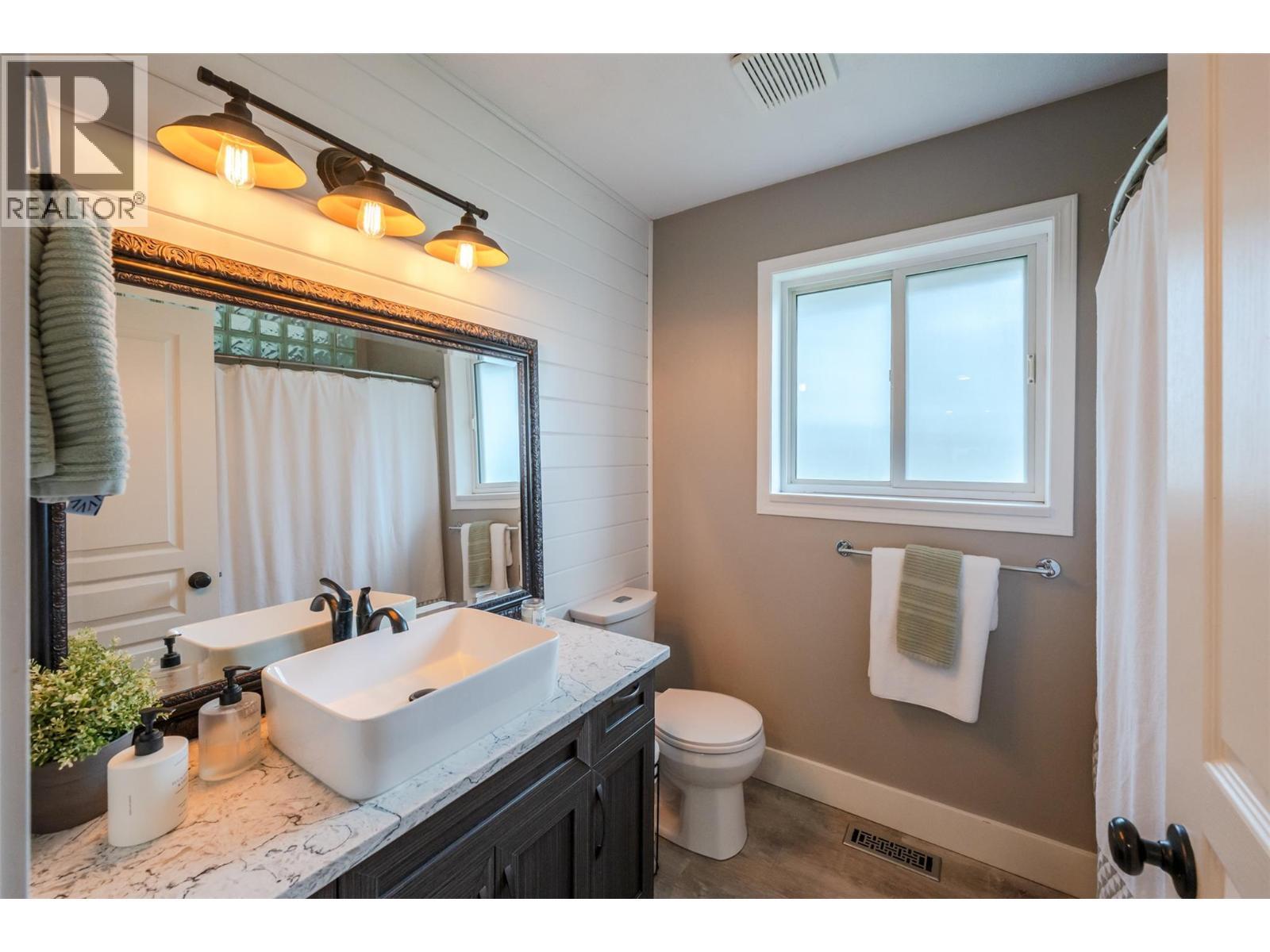 12104 Golf Course Drive, Osoyoos, BC