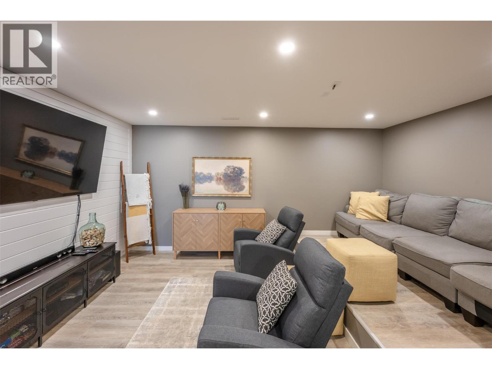 12104 Golf Course Drive, Osoyoos, BC