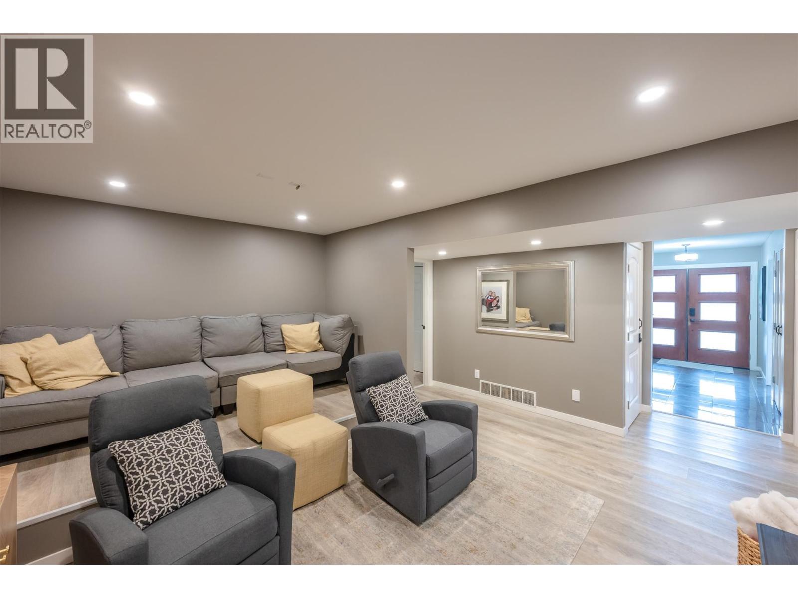 12104 Golf Course Drive, Osoyoos, BC