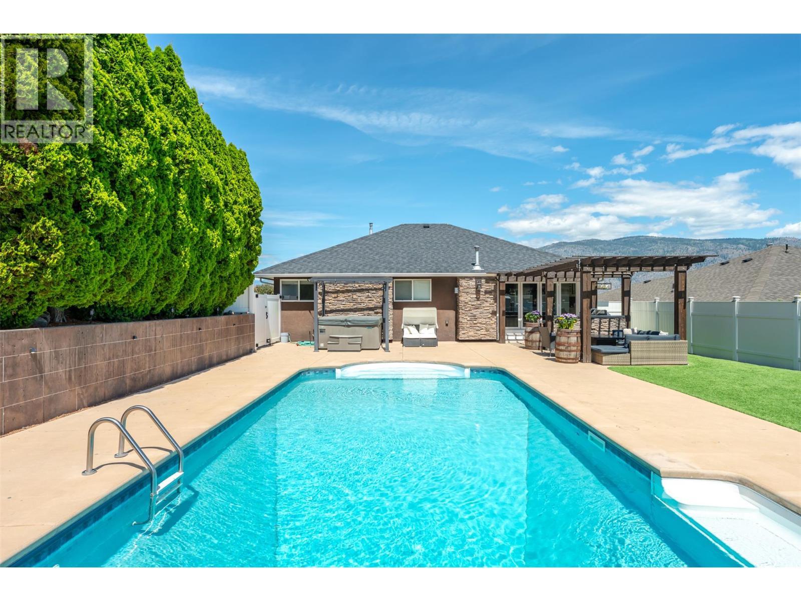 12104 Golf Course Drive, Osoyoos, BC