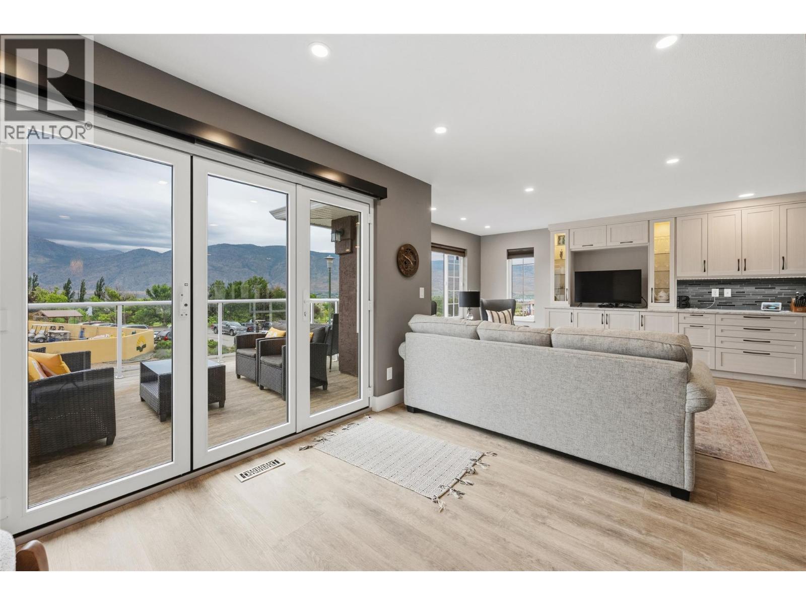 12104 Golf Course Drive, Osoyoos, BC
