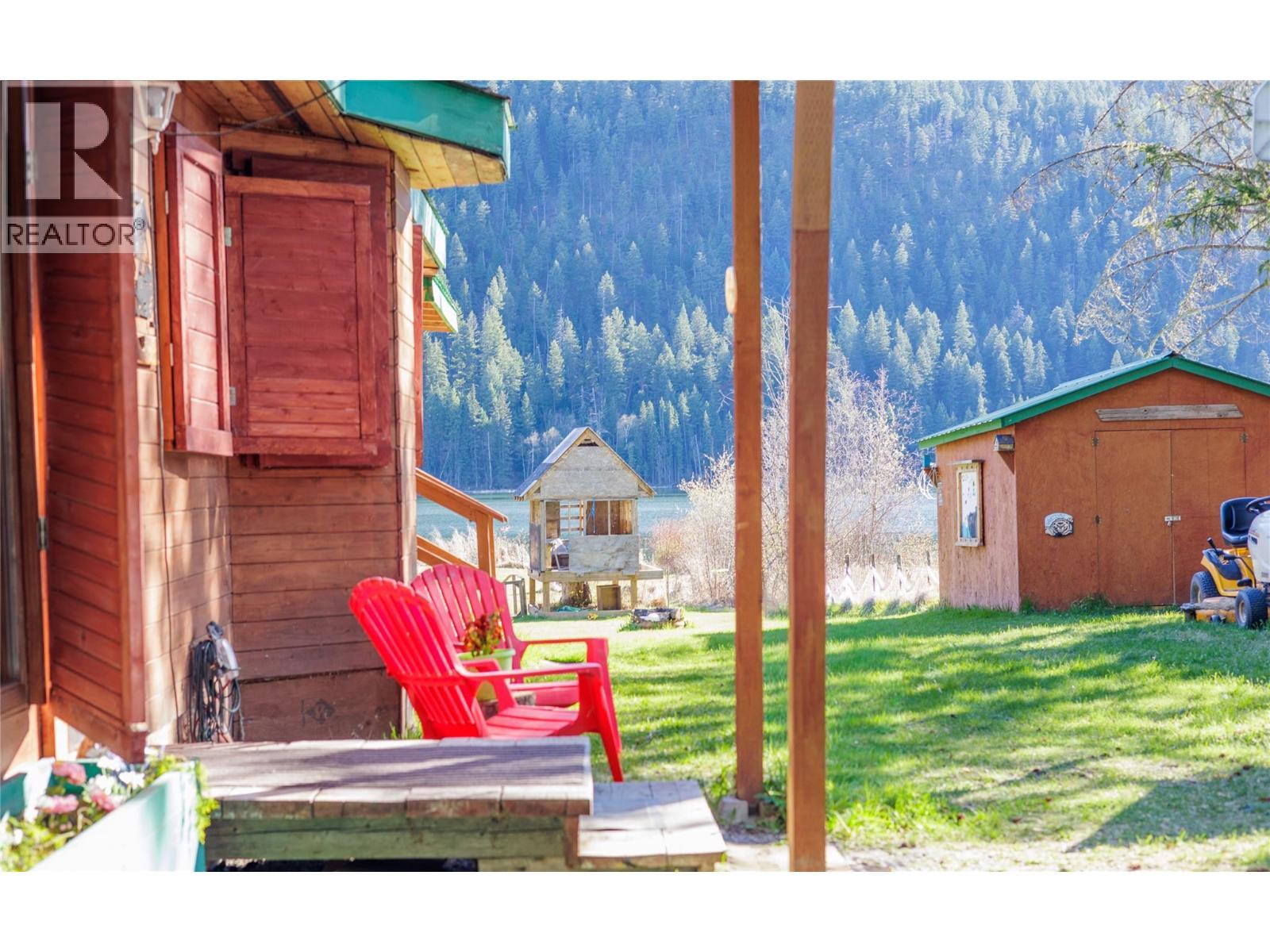 2572 Stoney Drive, Kamloops, BC