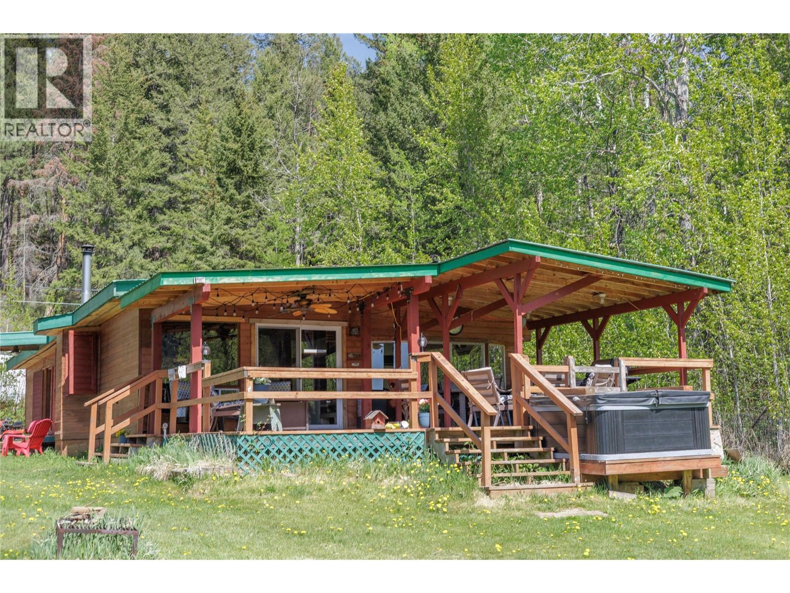 2572 Stoney Drive, Kamloops, BC