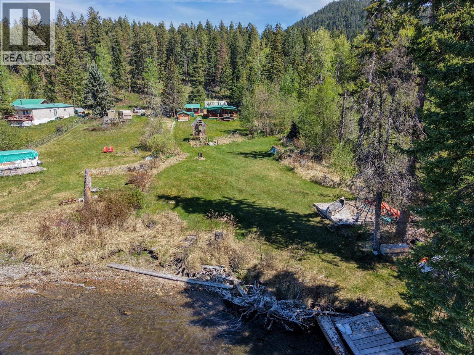 Lakefront at it's finest! - 2572 Stoney Drive, Kamloops, BC
