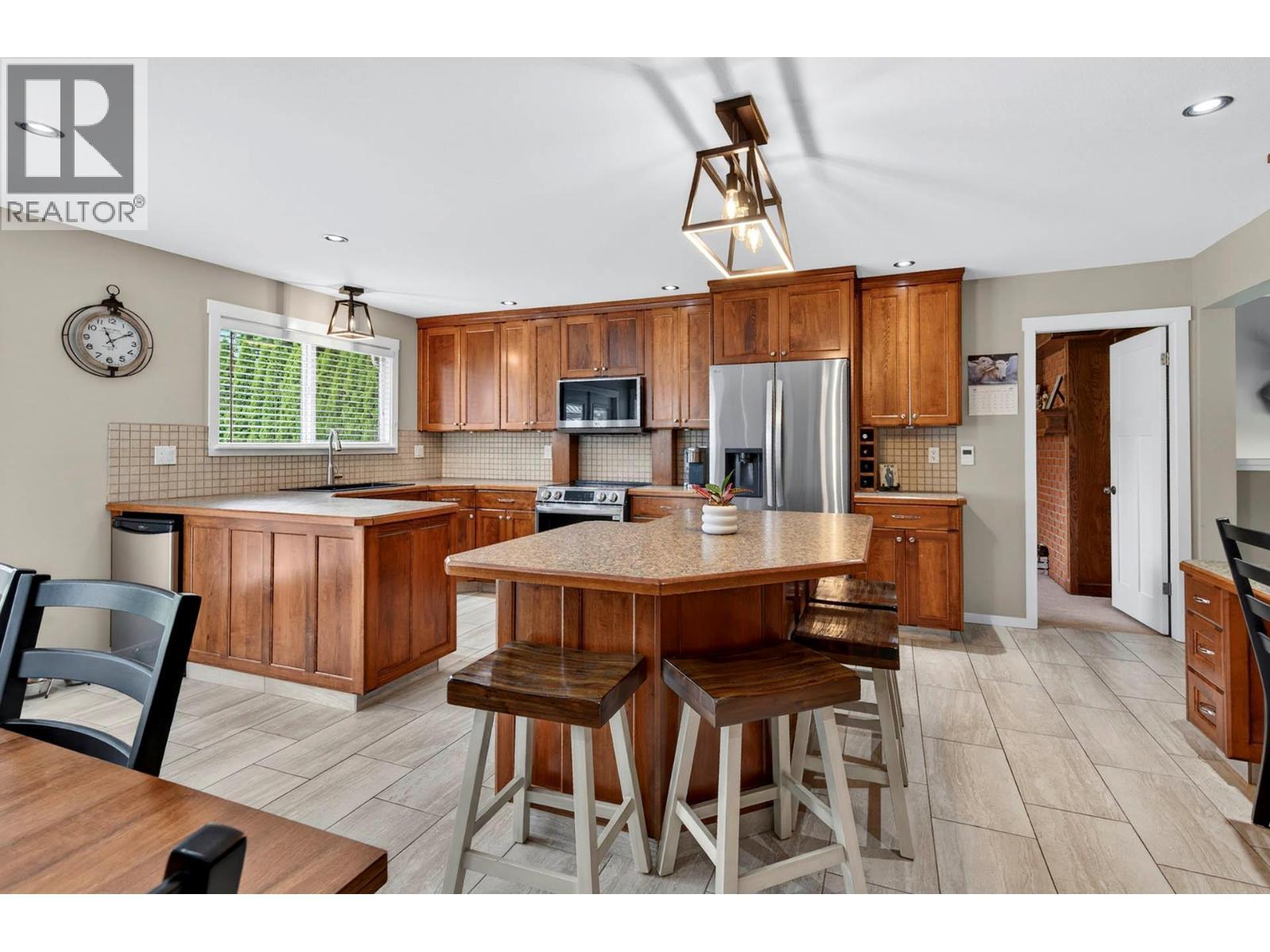 6451 Beaver Crescent, Kamloops, BC