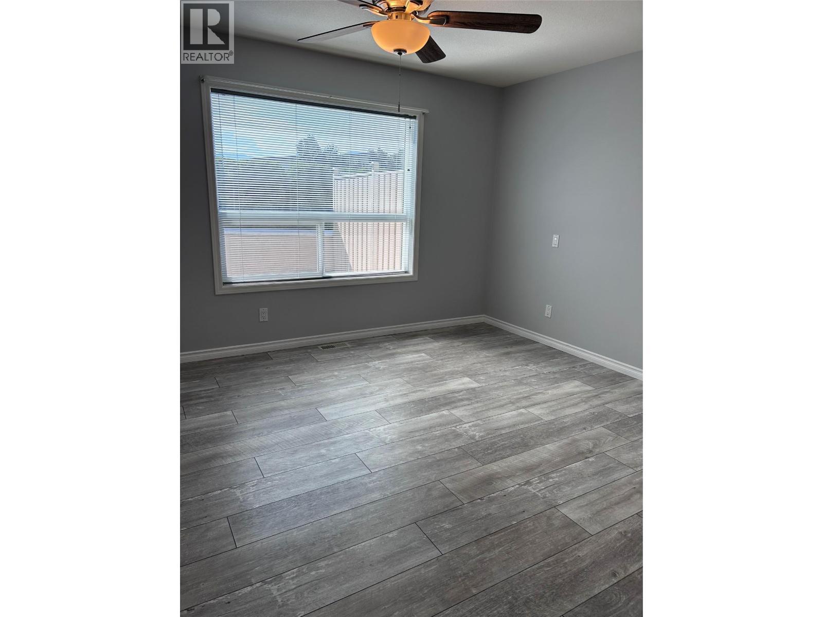 Home is now vacant! - 2250 Louie Drive Unit# 69, Westbank, BC - Indoor Photo Showing Other Room