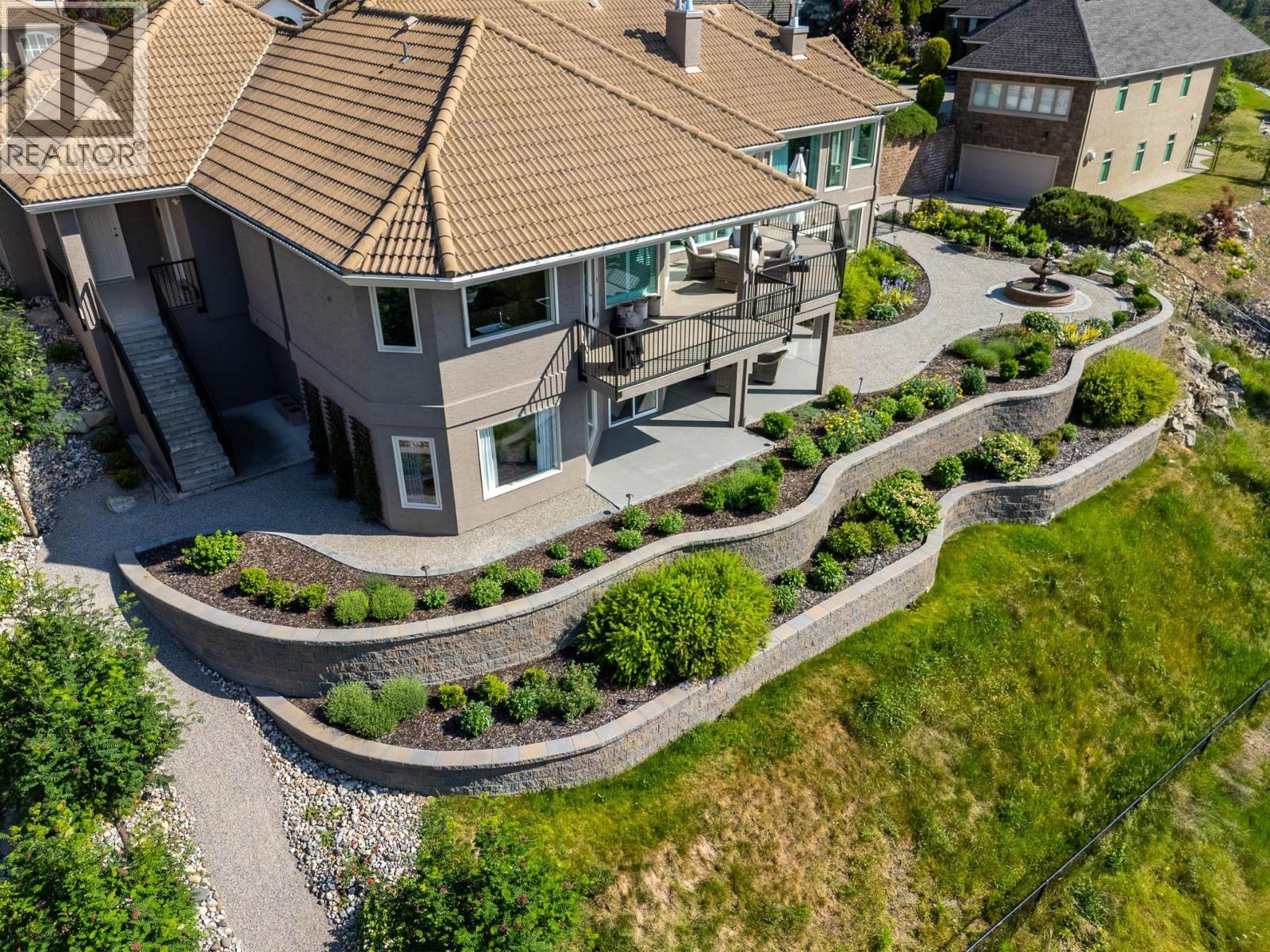 2150 Breckenridge Court, Kelowna, BC - Outdoor