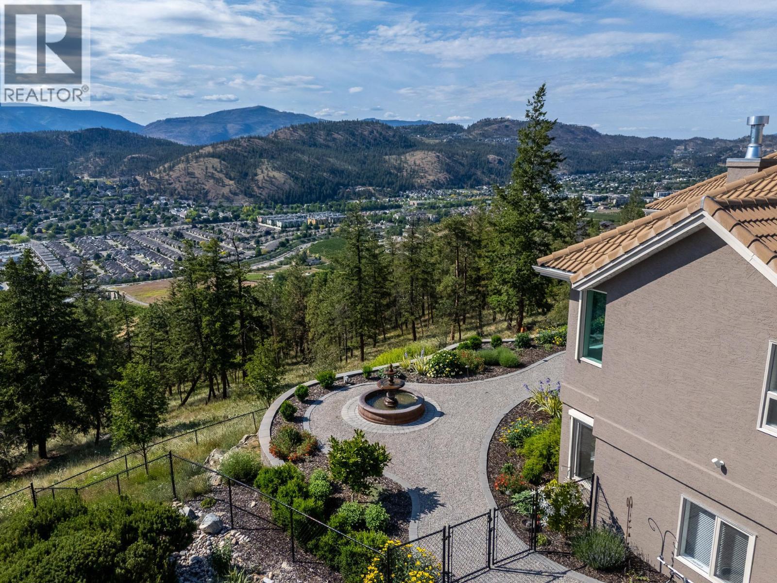 2150 Breckenridge Court, Kelowna, BC - Outdoor With View