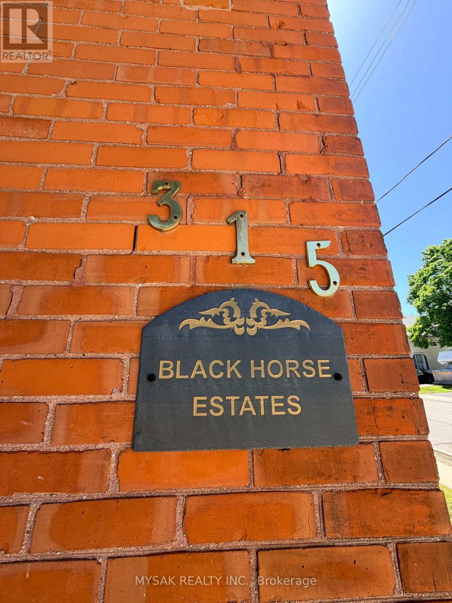 315 Centre Street, North Huron, ON