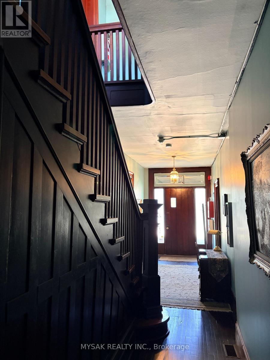 315 Centre Street, North Huron, ON