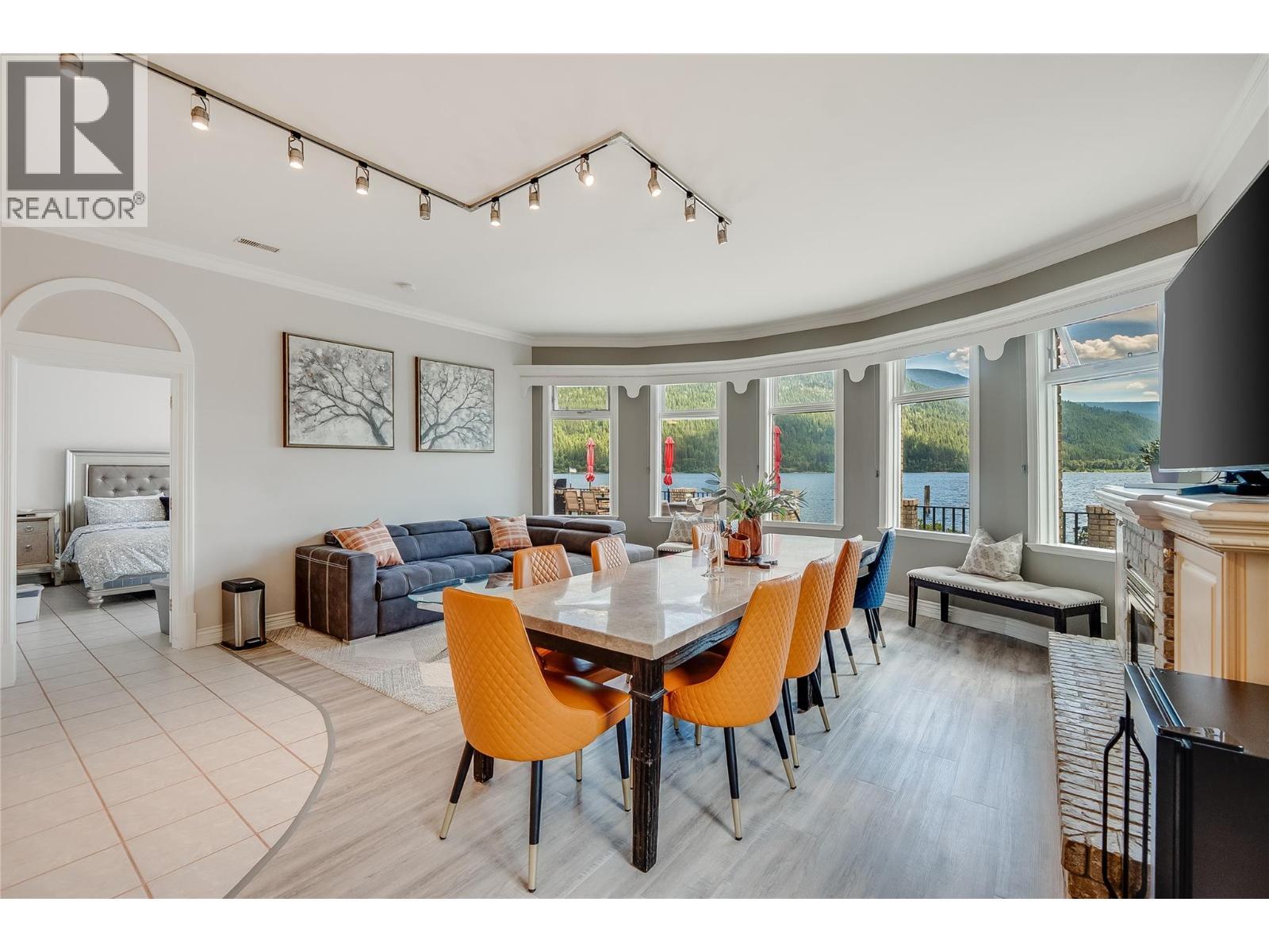 2614 3A Highway, Nelson, BC