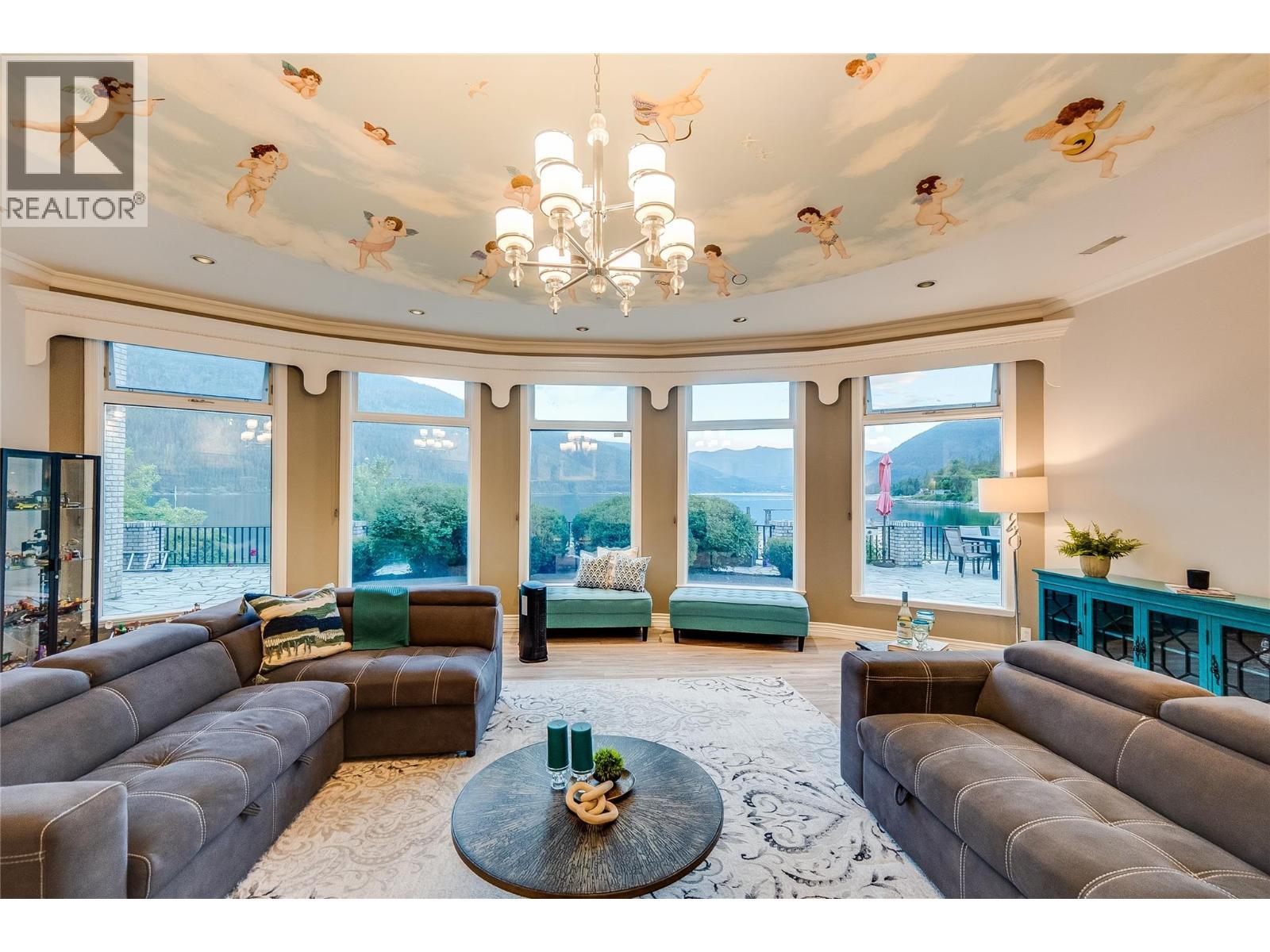 2614 3A Highway, Nelson, BC
