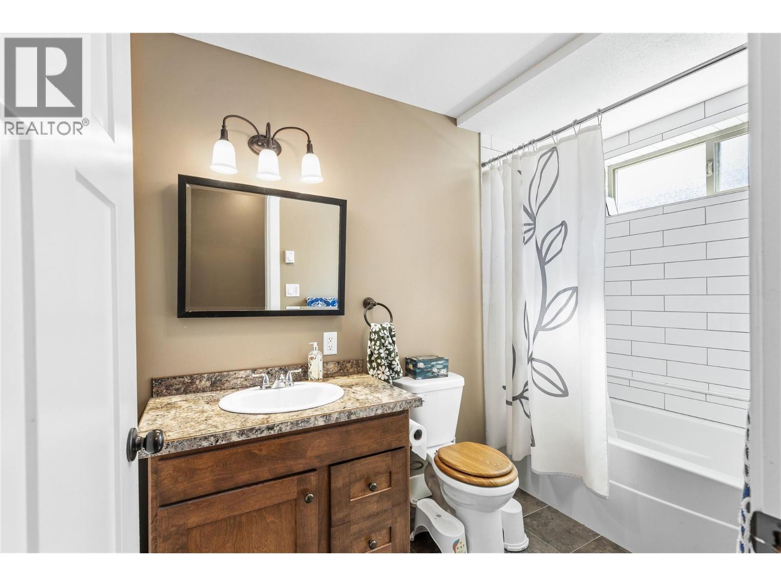 6552 Blackcomb Place, Vernon, BC